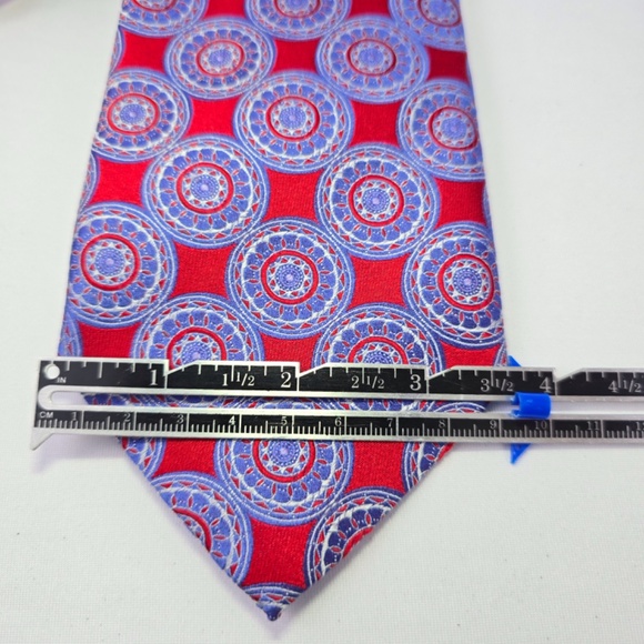 ERMENEGILDO  ZEGNA Textured Medallion Silk Tie (Red -Blue -White) Made In Italy - Picture 8 of 9